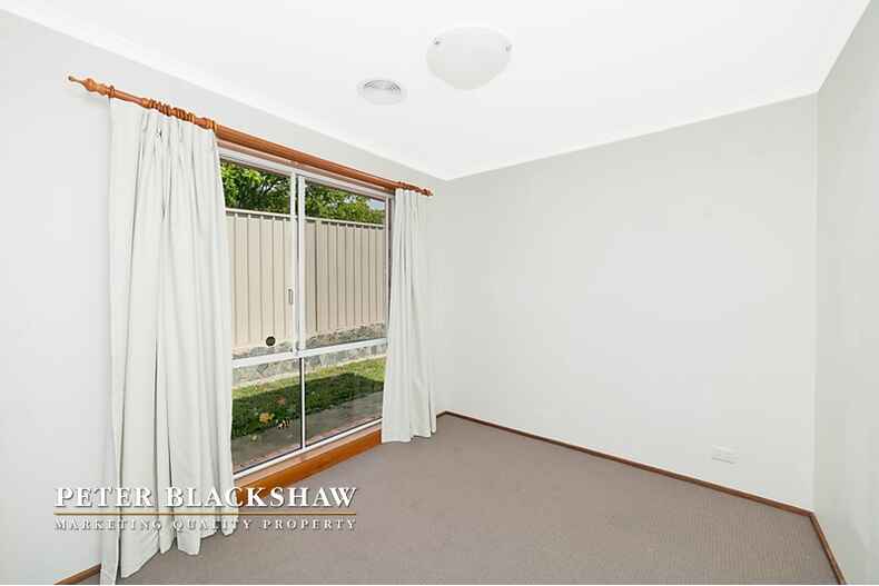 10 O'Connor Circuit Calwell 10 O'Connor Circuit Calwell