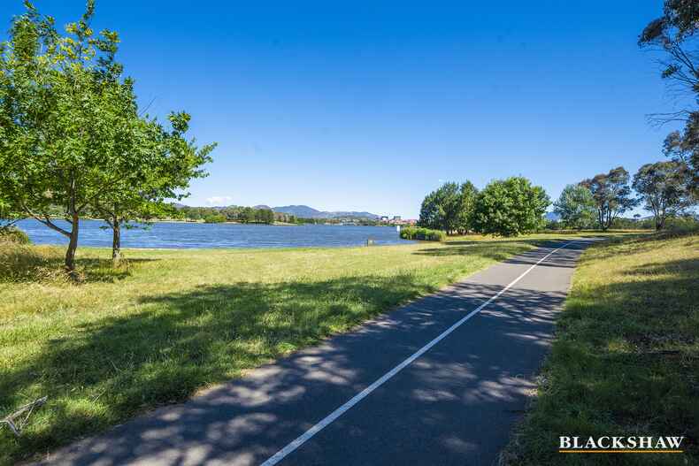 76 Florence Taylor Street Greenway 76 Florence Taylor Street Greenway