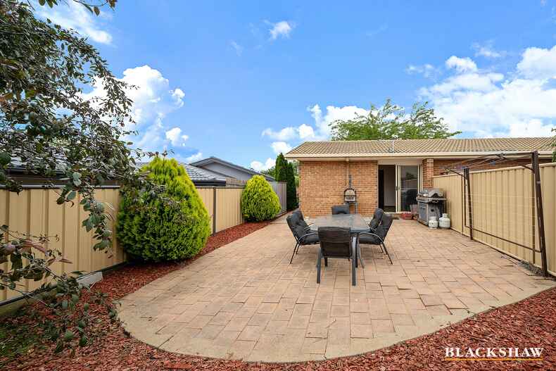 1 Helen Mayo Crescent Bonython 1 Helen Mayo Crescent Bonython