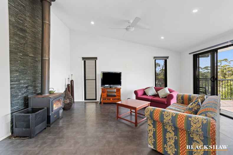 21 Mulgowrie Street Malua Bay 21 Mulgowrie Street Malua Bay