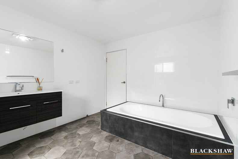 21 Mulgowrie Street Malua Bay 21 Mulgowrie Street Malua Bay