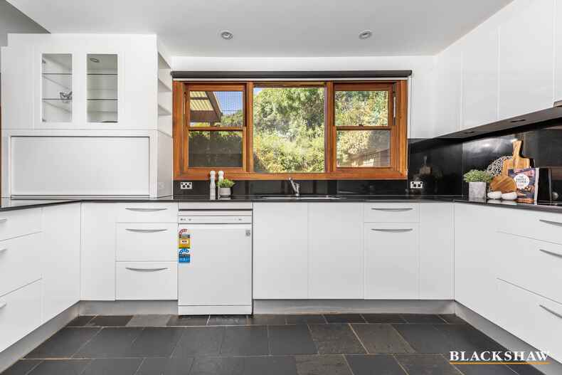 13 Schonell Circuit Oxley 13 Schonell Circuit Oxley