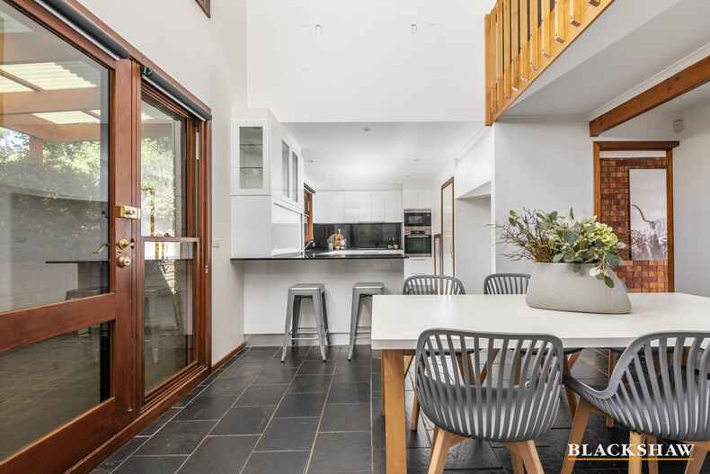 13 Schonell Circuit Oxley 13 Schonell Circuit Oxley