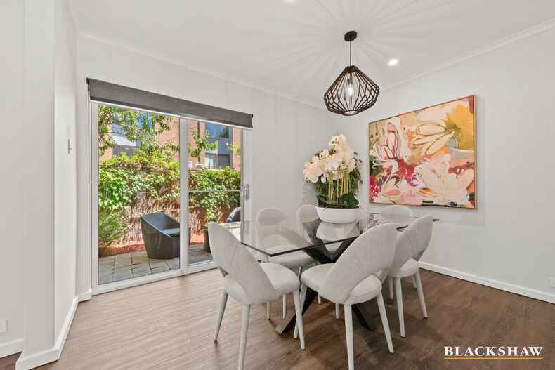 1/25 Giles Street Kingston