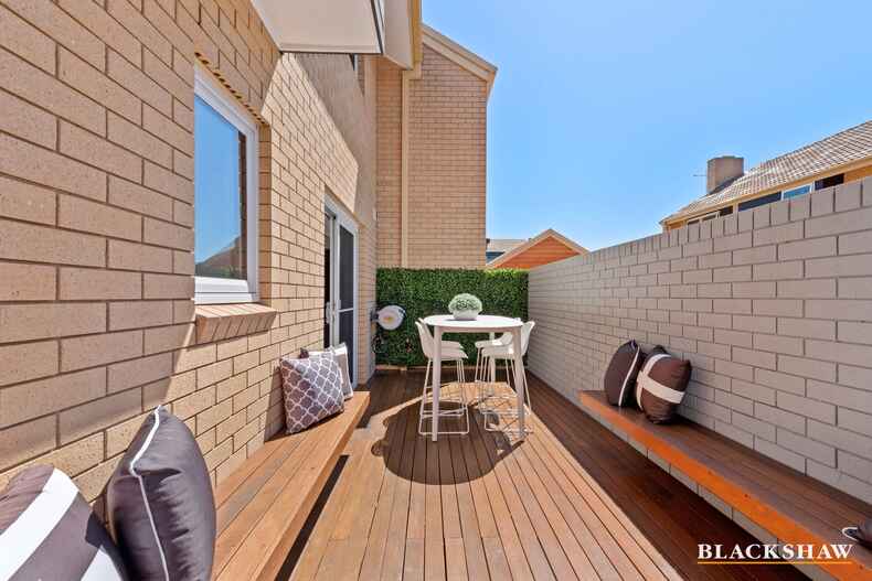 1/25 Giles Street Kingston