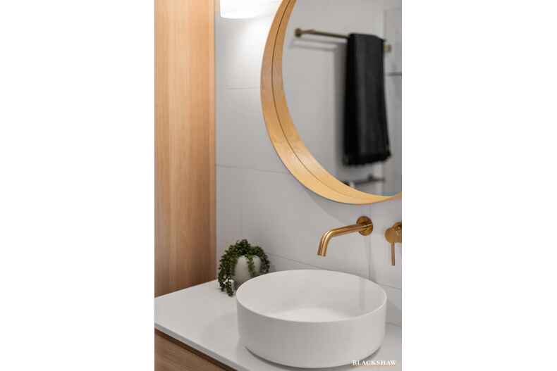 1/25 Giles Street Kingston