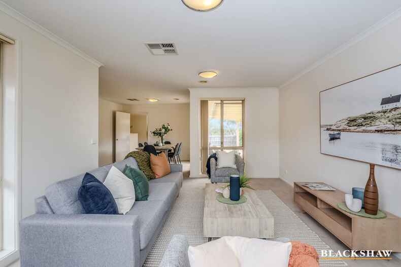 18 Freestone Crescent Jerrabomberra 18 Freestone Crescent Jerrabomberra