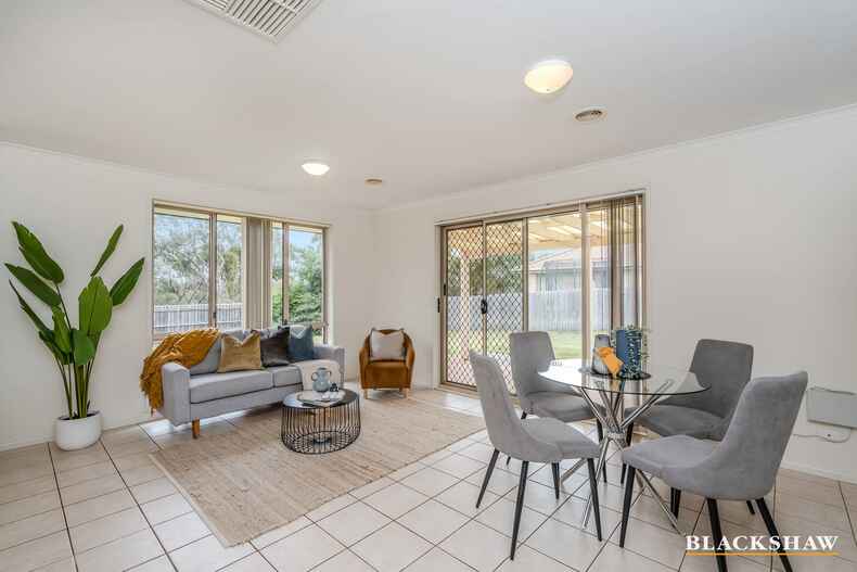 18 Freestone Crescent Jerrabomberra 18 Freestone Crescent Jerrabomberra