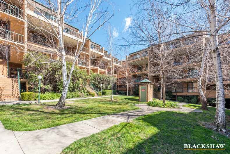 89/10 Eyre Street Griffith 89/10 Eyre Street Griffith