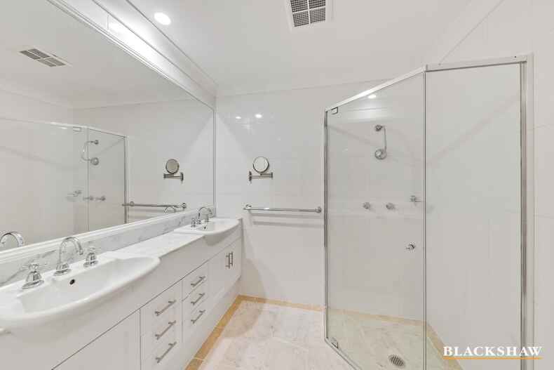 13/20 New South Wales Crescent Forrest 13/20 New South Wales Crescent Forrest