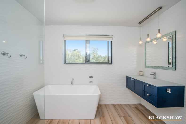 136 Breadalbane Road Collector 136 Breadalbane Road Collector