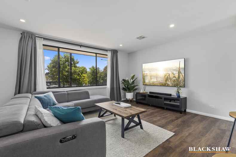 65 Heydon Crescent Evatt 65 Heydon Crescent Evatt