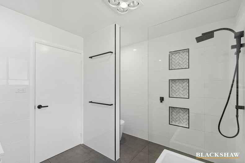 65 Heydon Crescent Evatt 65 Heydon Crescent Evatt