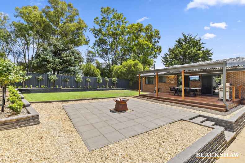 65 Heydon Crescent Evatt 65 Heydon Crescent Evatt