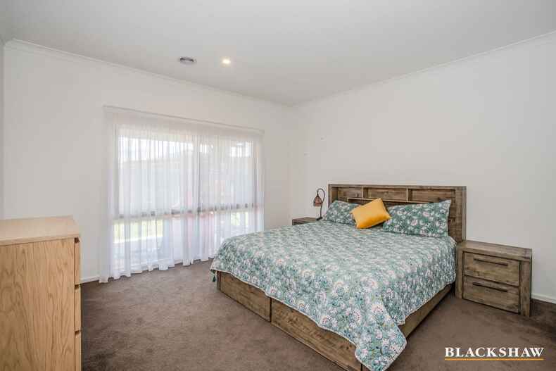 8 Utz Street Coombs 8 Utz Street Coombs