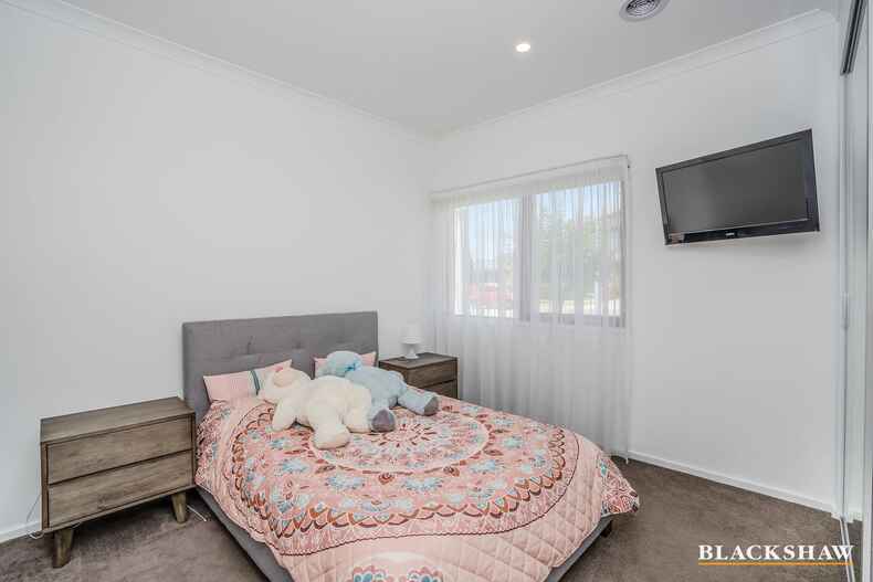 8 Utz Street Coombs 8 Utz Street Coombs