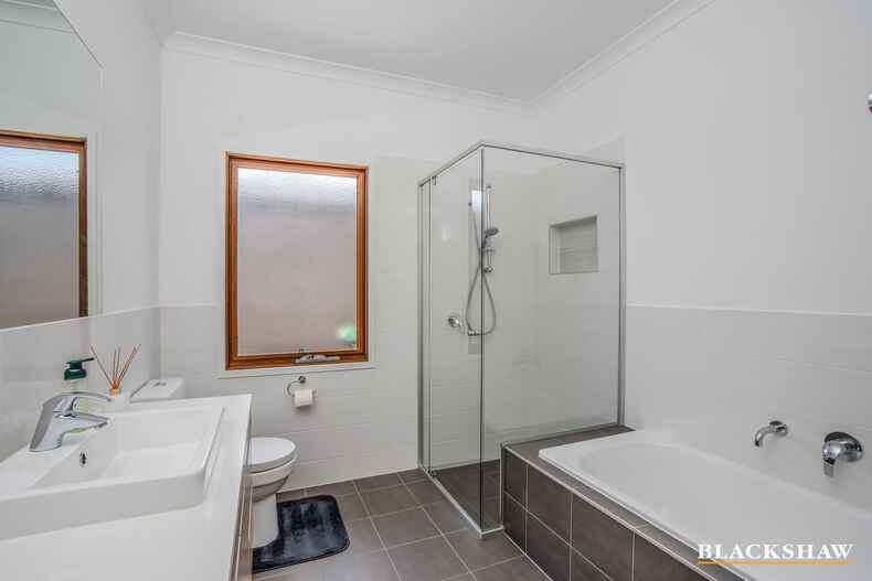 8 Utz Street Coombs 8 Utz Street Coombs