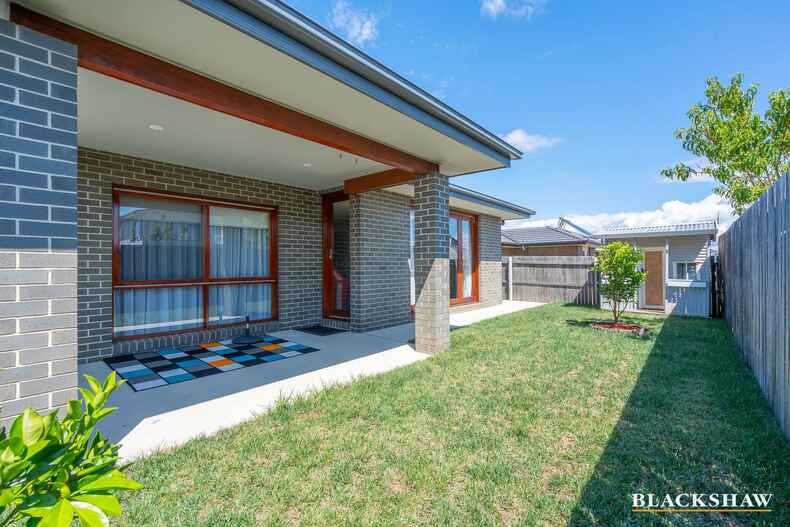 8 Utz Street Coombs 8 Utz Street Coombs