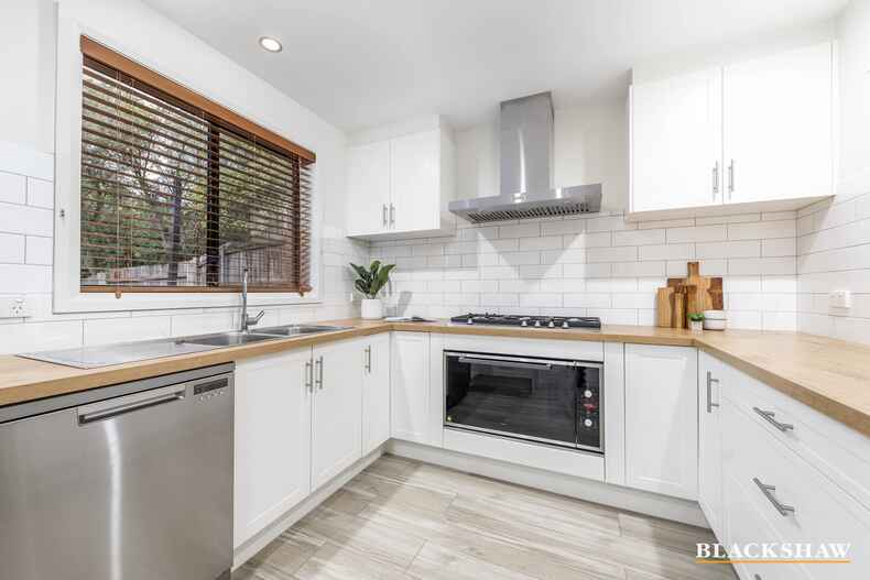 16 Mission Street Amaroo 16 Mission Street Amaroo