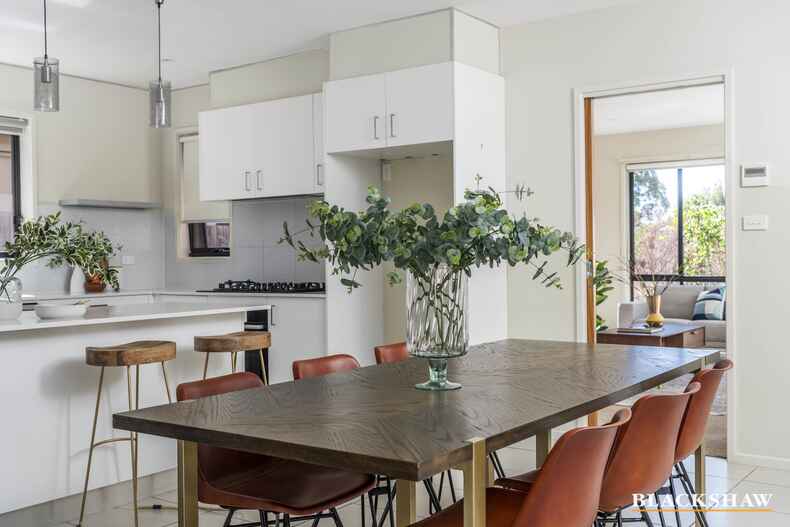 69 Oodgeroo Avenue Franklin