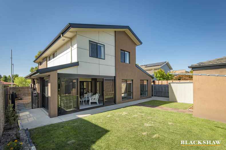 69 Oodgeroo Avenue Franklin