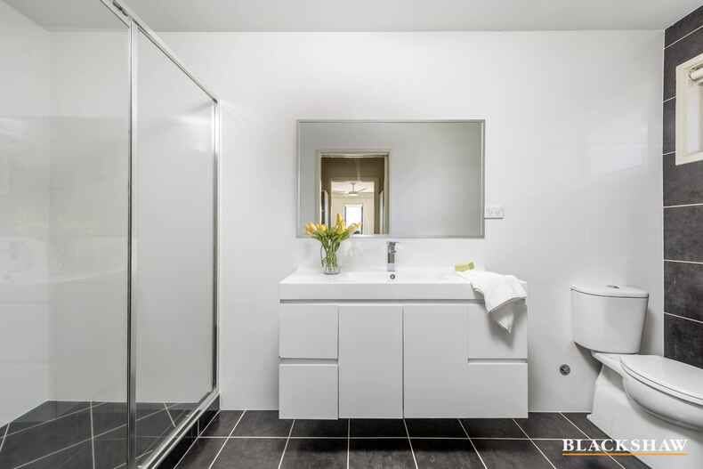 69 Oodgeroo Avenue Franklin