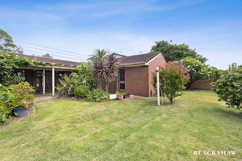 25 Wallaringa Street Surfside 25 Wallaringa Street Surfside