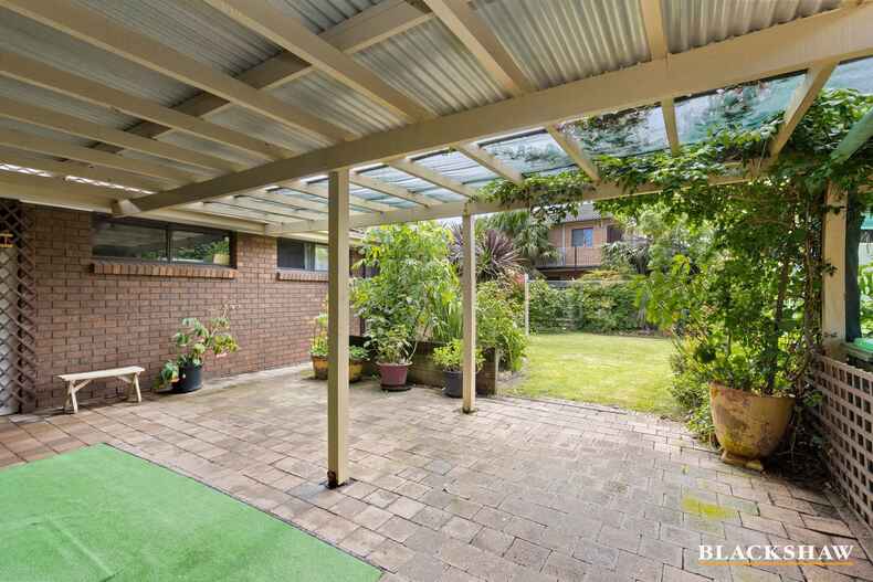25 Wallaringa Street Surfside 25 Wallaringa Street Surfside