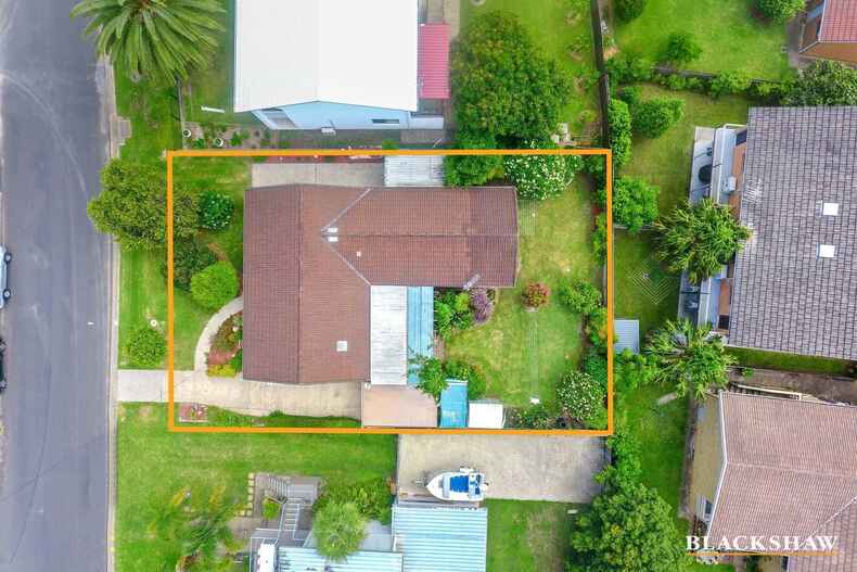 25 Wallaringa Street Surfside 25 Wallaringa Street Surfside