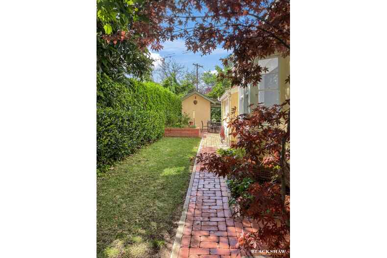 18 Hann Street Griffith