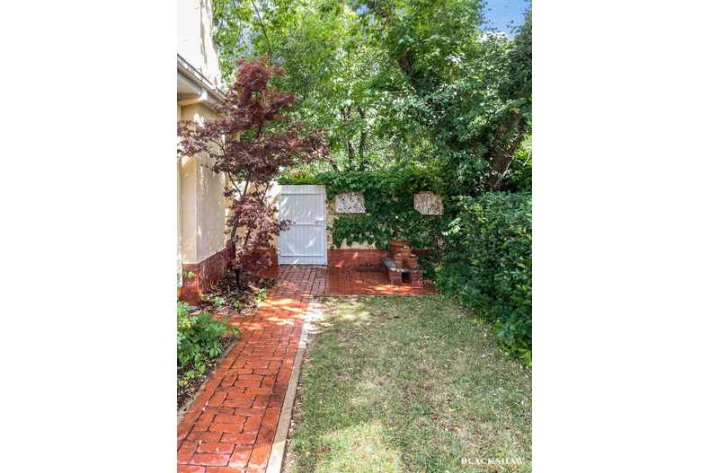 18 Hann Street Griffith