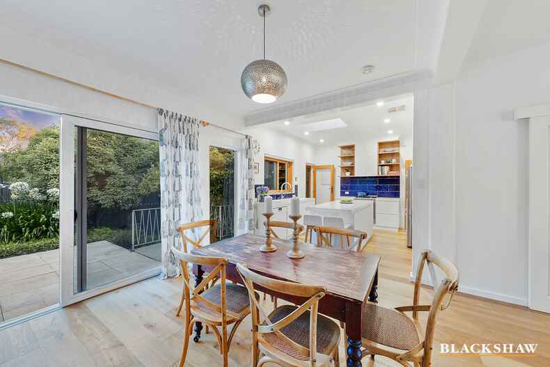 22 Ferdinand Place Campbell 22 Ferdinand Place Campbell