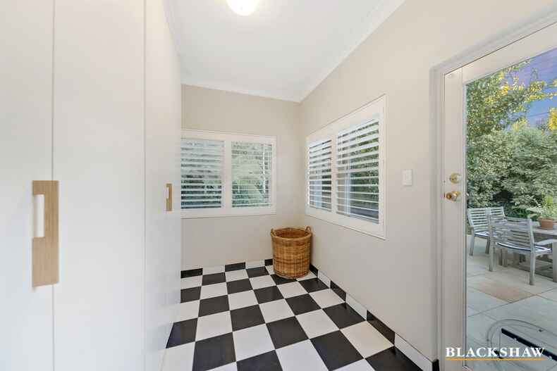 22 Ferdinand Place Campbell 22 Ferdinand Place Campbell