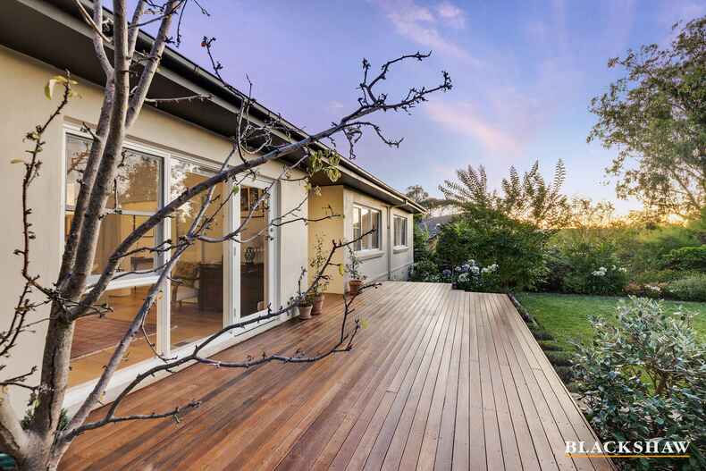 22 Ferdinand Place Campbell 22 Ferdinand Place Campbell