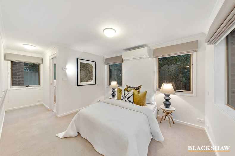 138 Hopetoun Circuit Yarralumla