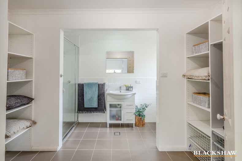 5 Pine Place Karabar 5 Pine Place Karabar