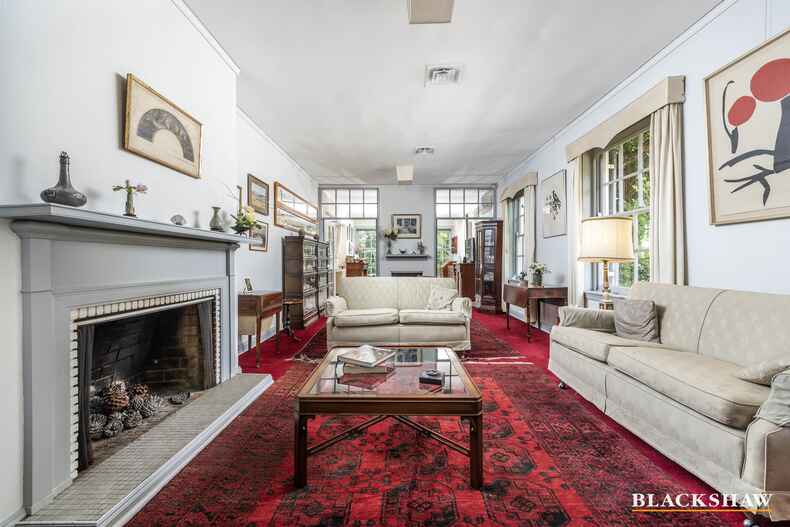 60 National Circuit Deakin 60 National Circuit Deakin