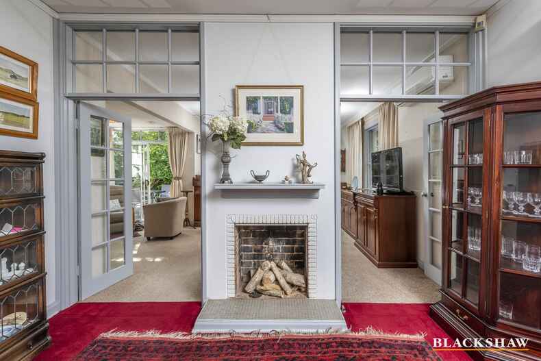 60 National Circuit Deakin 60 National Circuit Deakin