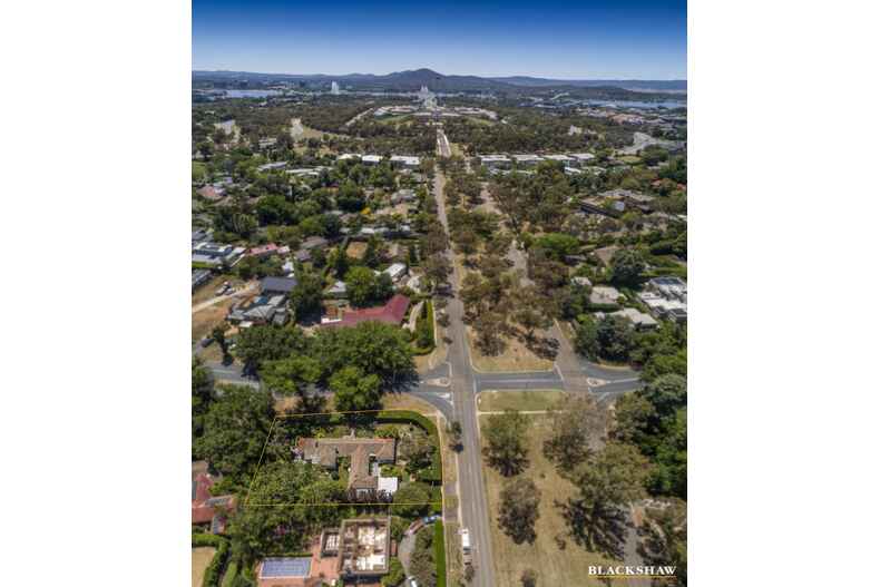 60 National Circuit Deakin 60 National Circuit Deakin