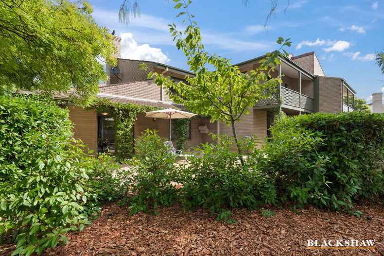 13/28 Black Street Yarralumla 13/28 Black Street Yarralumla