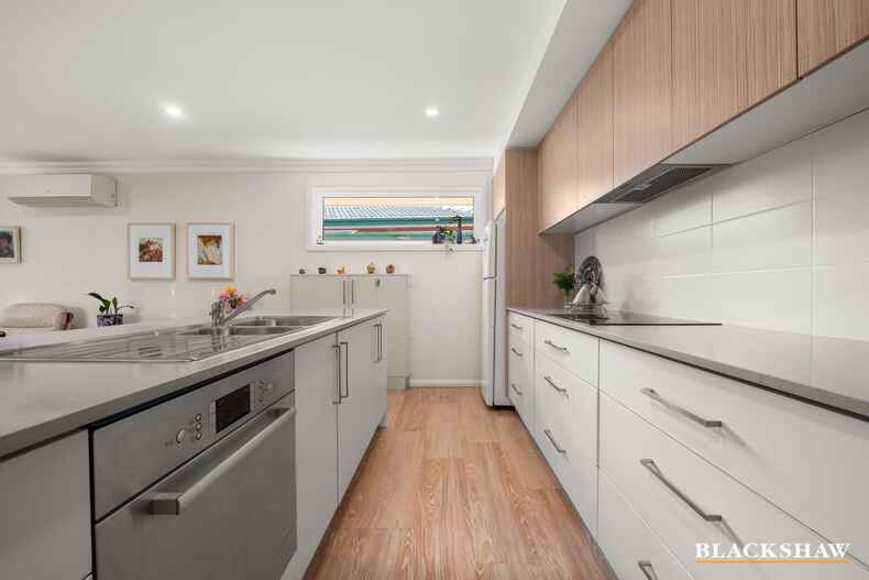 2 Blackman Crescent Macquarie 2 Blackman Crescent Macquarie