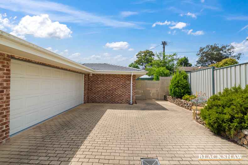 2 Blackman Crescent Macquarie 2 Blackman Crescent Macquarie