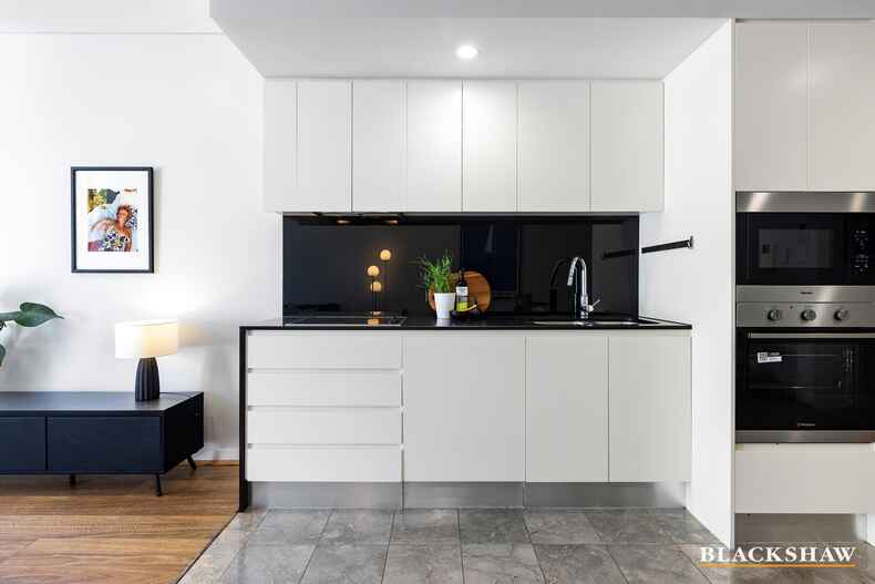 4/20 Eyre Street Kingston 4/20 Eyre Street Kingston