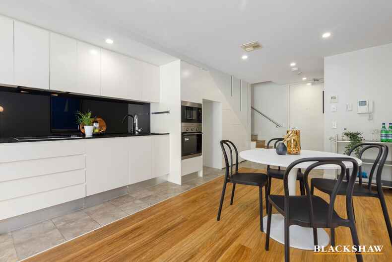 4/20 Eyre Street Kingston 4/20 Eyre Street Kingston