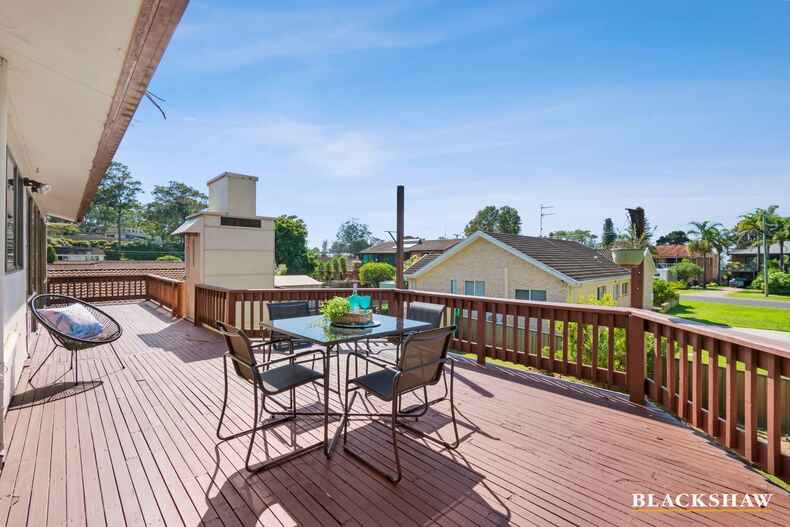 8 Wallaringa Street Surfside 8 Wallaringa Street Surfside