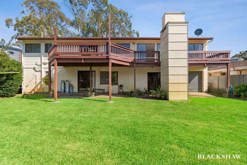 8 Wallaringa Street Surfside 8 Wallaringa Street Surfside