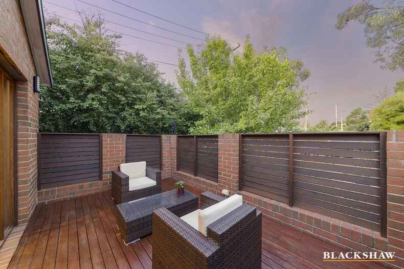 19 De Chair Street Deakin 19 De Chair Street Deakin