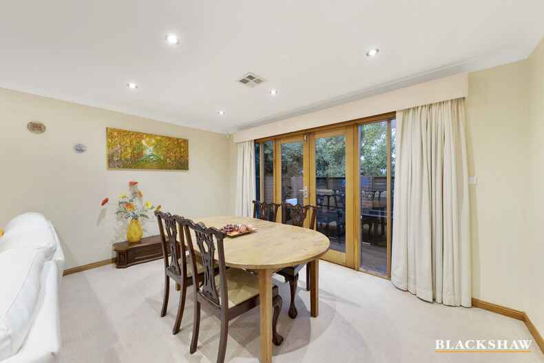 19 De Chair Street Deakin 19 De Chair Street Deakin