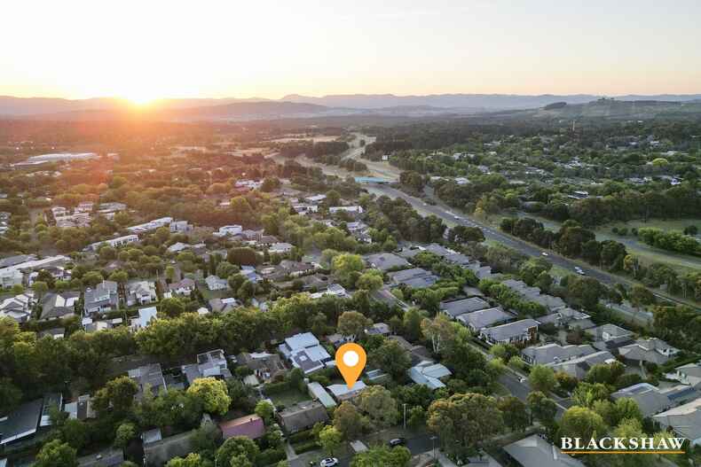 19 De Chair Street Deakin 19 De Chair Street Deakin