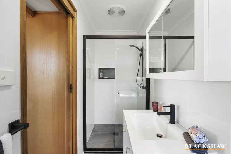 5 Pinkstone Place Mckellar 5 Pinkstone Place Mckellar